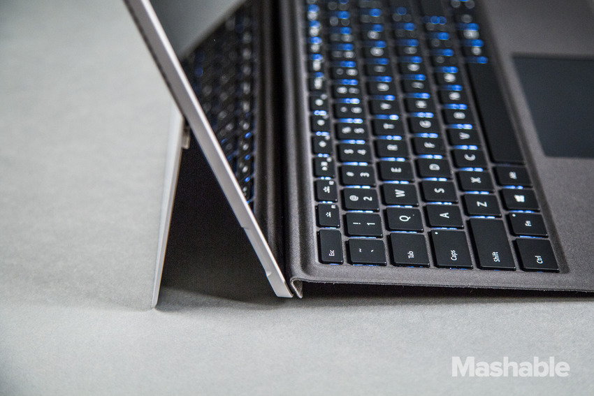 102015%20surface%20pro%204-17