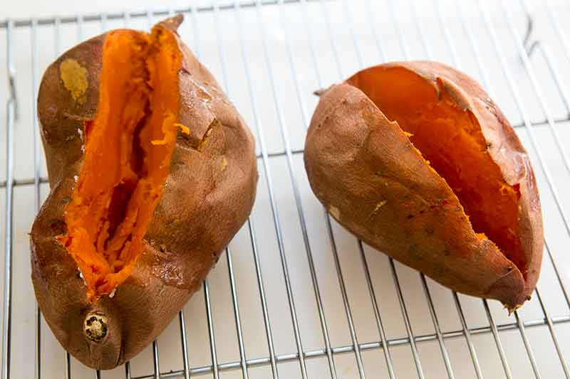 sweet-potato-pie-pecan-topping-method-2