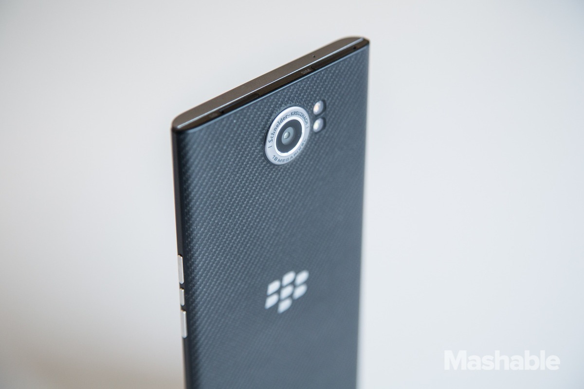 BlackBerry Priv Top Edge and back