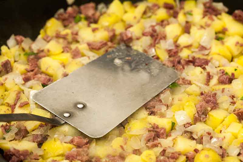 corned-beef-hash-method-2